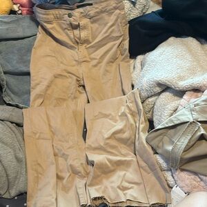 stretchy kaki pants boot cute NEVER WORN